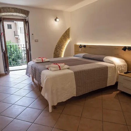 La 3* Milazzo